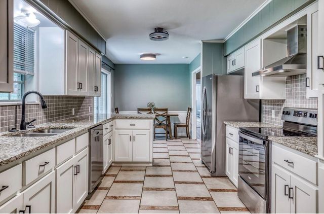 605 Clearspring Drive, Brenham, TX 77833