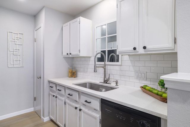 8903 Palace PKWY, Austin, TX 78748