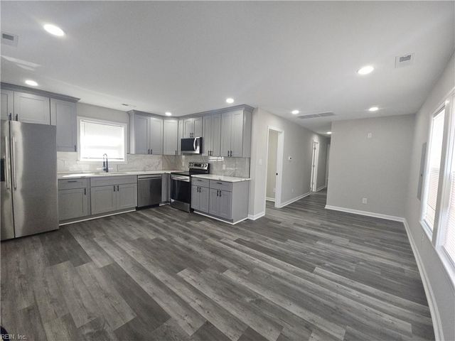 1010 27th ST, Newport News, VA 23607