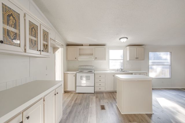 317 6th Street, Joshua, TX 76058