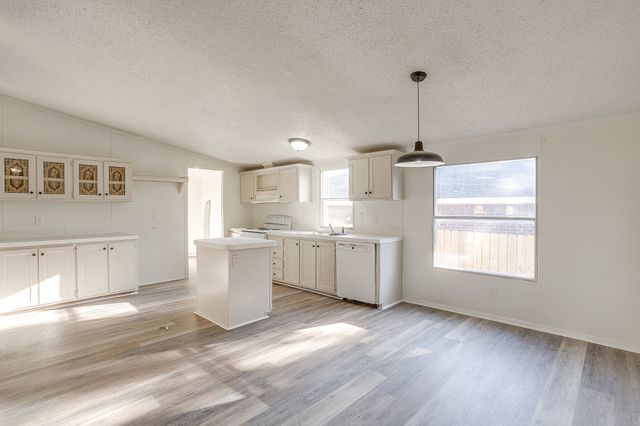 317 6th Street, Joshua, TX 76058