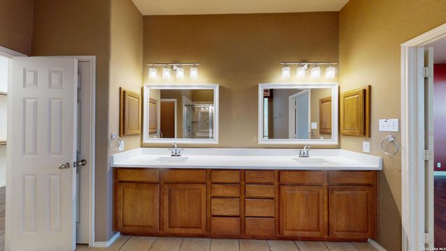 3707 Blackstone, San Antonio, TX 78259