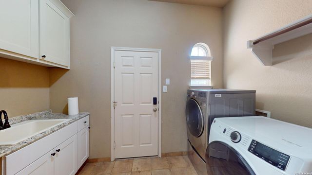 3707 Blackstone, San Antonio, TX 78259