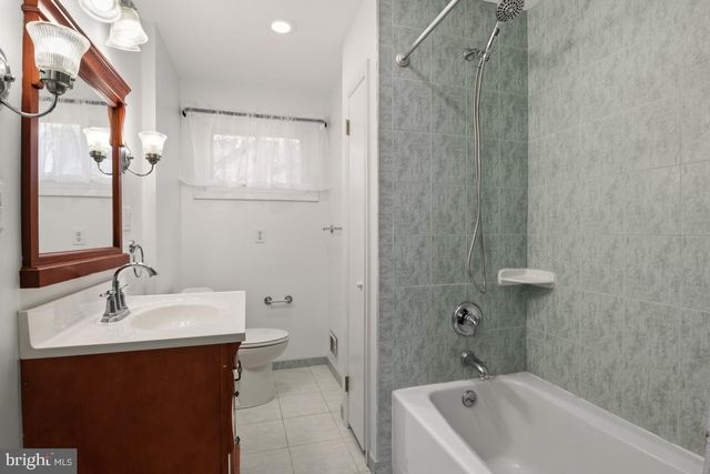 416 STUART LN, Ambler, PA 19002