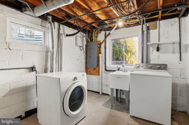 416 STUART LN, Ambler, PA 19002