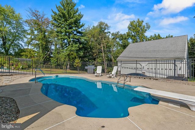 416 STUART LN, Ambler, PA 19002