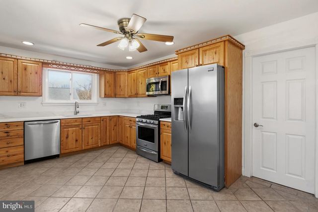 416 STUART LN, Ambler, PA 19002