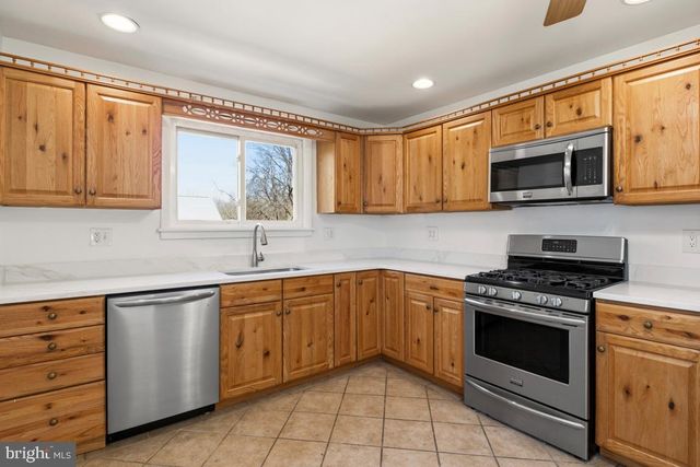 416 STUART LN, Ambler, PA 19002