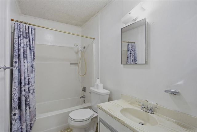 1734 Myrtle Street, Westlake, LA 70669