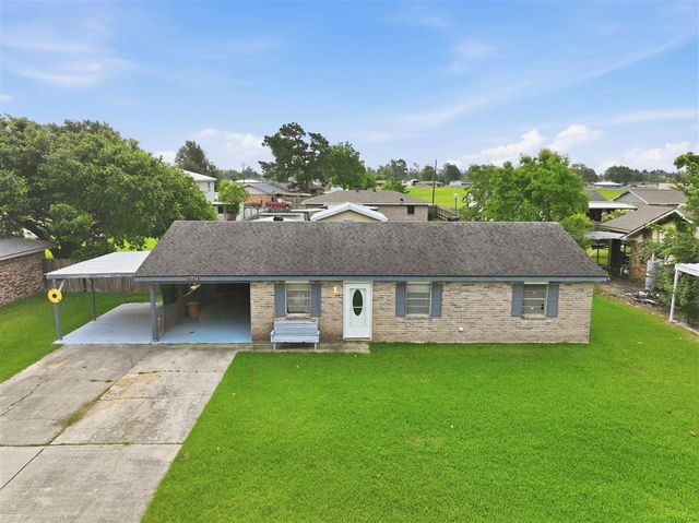 1734 Myrtle Street, Westlake, LA 70669
