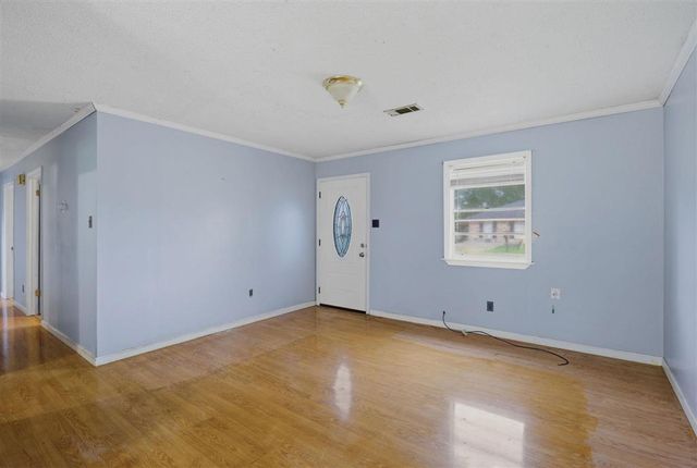 1734 Myrtle Street, Westlake, LA 70669