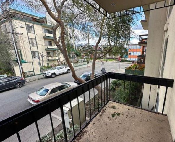 555 Jean St 528, Oakland, CA 94610