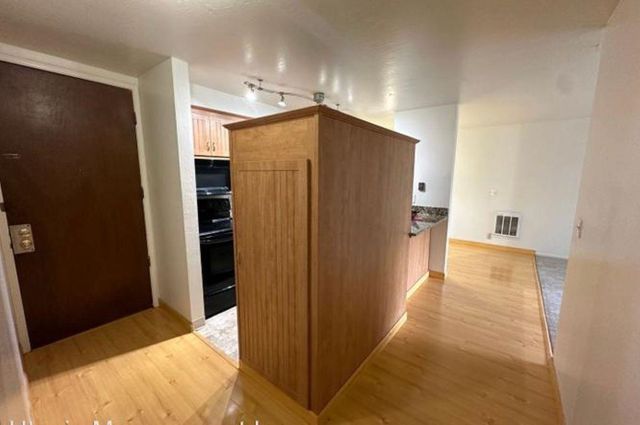 555 Jean St 528, Oakland, CA 94610