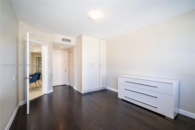 701 Brickell Key Blvd 710, Miami, FL 33131