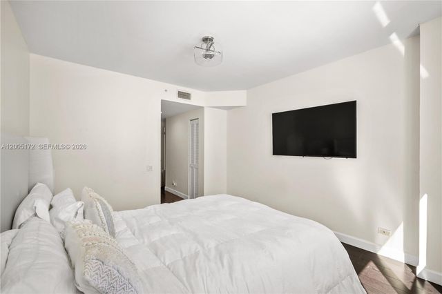 701 Brickell Key Blvd 710, Miami, FL 33131