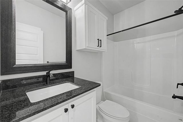 2 Creetown Lane, Bella Vista, AR 72715