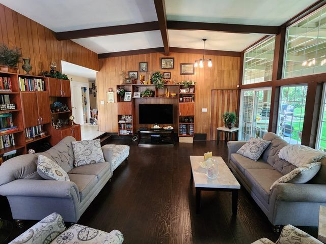 6672 N Woodson Avenue, Fresno, CA 93711