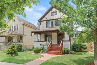 719 Lyman Avenue, Oak Park, IL 60304