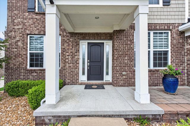 2942 Montgomery Circle, Commerce Charter Township, MI 48390