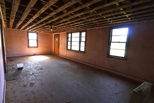 1285 E East Main Street, Dorchester, SC 29437