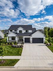 L2B2 Miller Pl NW, Rochester, MN 55901