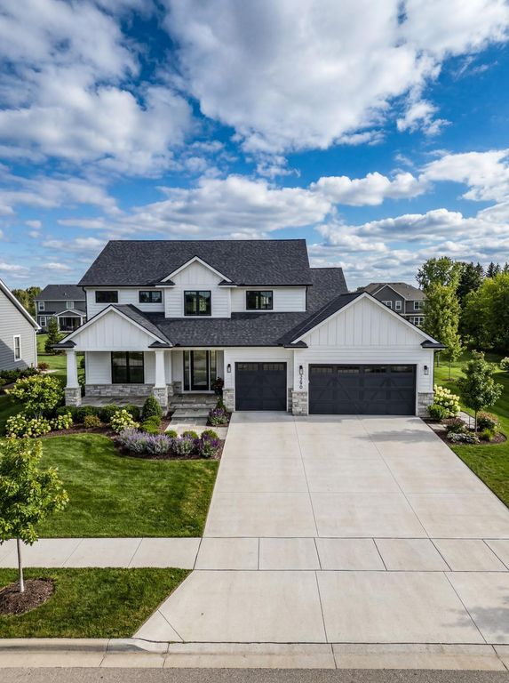 L2B2 Miller Pl NW, Rochester, MN 55901