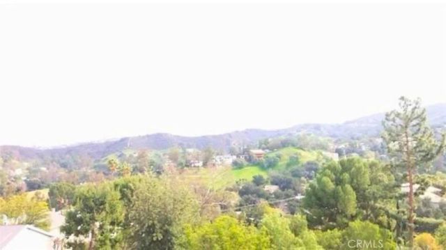4525 Ensenada, Woodland Hills, CA 91307