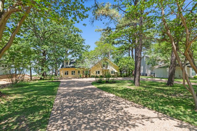 158 Enchanted Drive, Enchanted Oaks, TX 75156