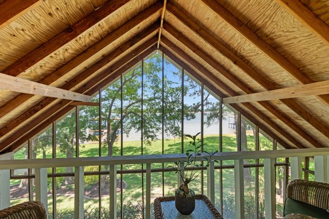 158 Enchanted Drive, Enchanted Oaks, TX 75156