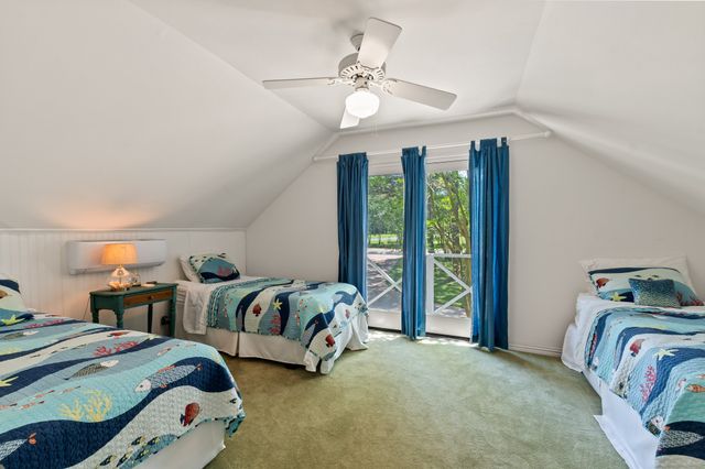 158 Enchanted Drive, Enchanted Oaks, TX 75156
