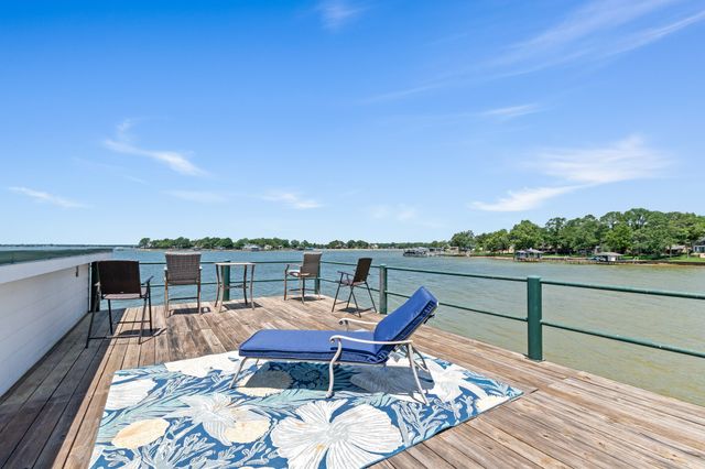 158 Enchanted Drive, Enchanted Oaks, TX 75156