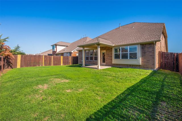 2856 Evening Mist Drive, Little Elm, TX 75068