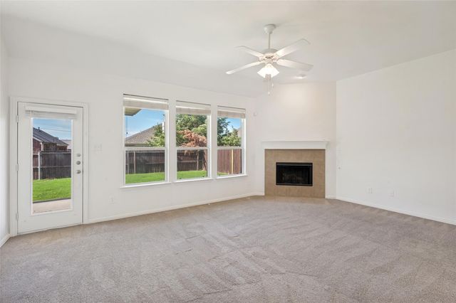 2856 Evening Mist Drive, Little Elm, TX 75068