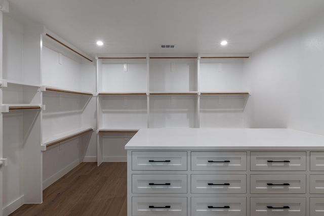 328 Longview Place, Heath, TX 75032