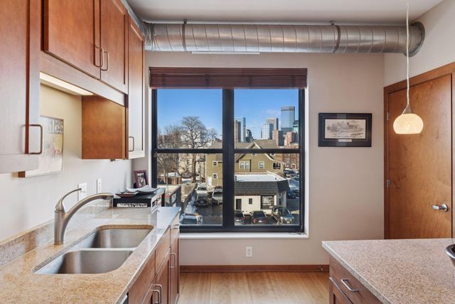 15 E Franklin Avenue 322, Minneapolis, MN 55404