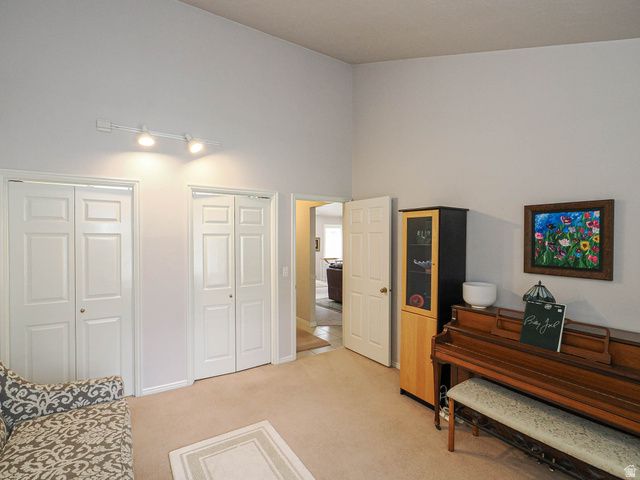 4763 S CASTLE RIDGE DR, Millcreek, UT 84117