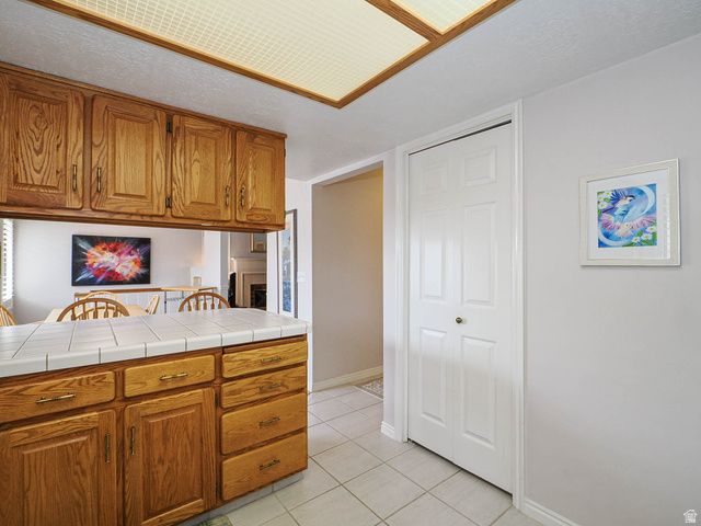 4763 S CASTLE RIDGE DR, Millcreek, UT 84117