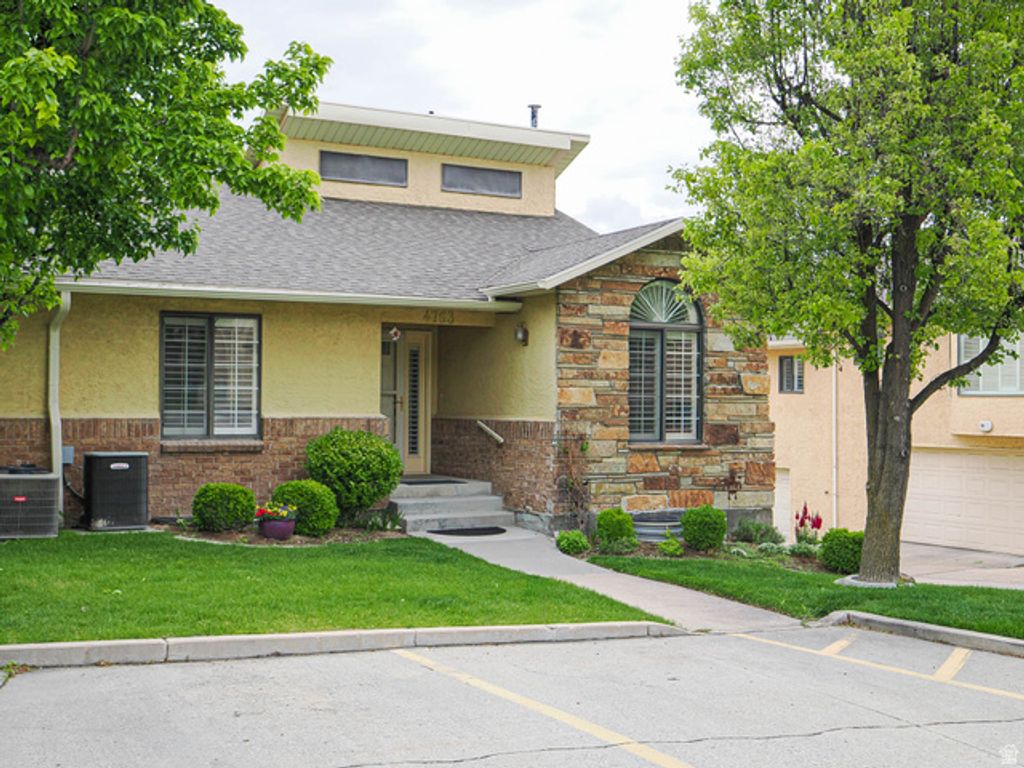 4763 S CASTLE RIDGE DR, Millcreek, UT 84117