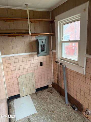 907 Hopson Street, Johnson City, TN 37601