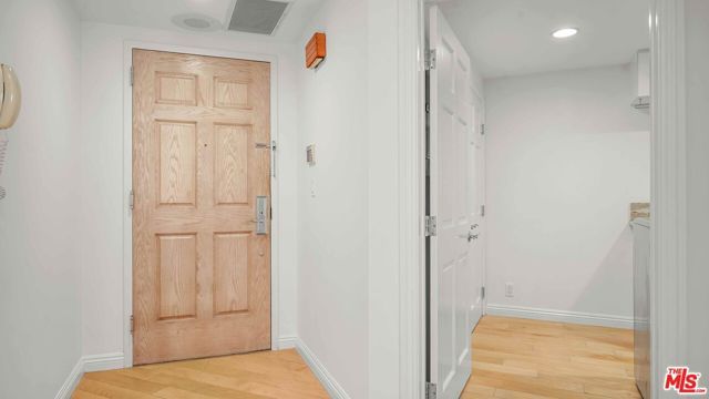 10724 Wilshire Boulevard 305, Los Angeles, CA 90024