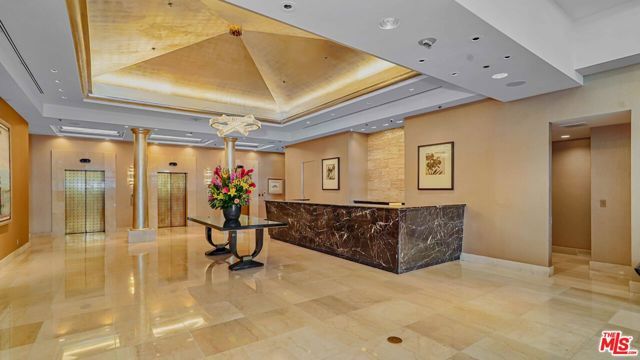 10724 Wilshire Boulevard 305, Los Angeles, CA 90024