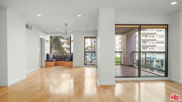 10724 Wilshire Boulevard 305, Los Angeles, CA 90024