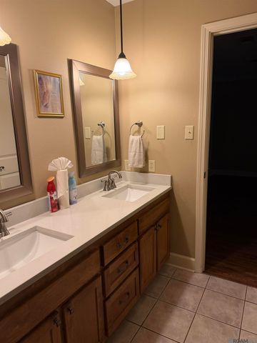5238 Lesage Dr, Greenwell Springs, LA 70739
