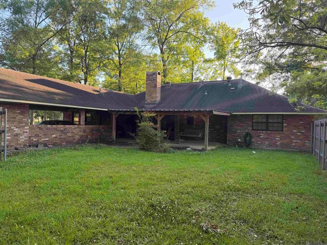 5238 Lesage Dr, Greenwell Springs, LA 70739