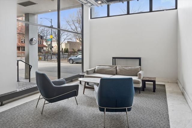 6171 N Sheridan Road 2104, Chicago, IL 60660