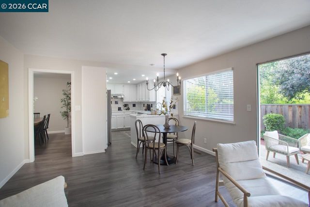 2257 Gladwin Dr, Walnut Creek, CA 94596