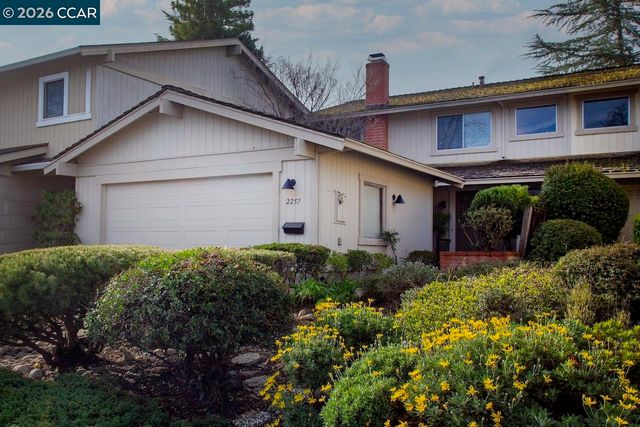 2257 Gladwin Dr, Walnut Creek, CA 94596