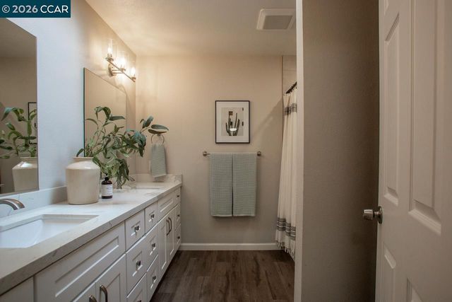 2257 Gladwin Dr, Walnut Creek, CA 94596