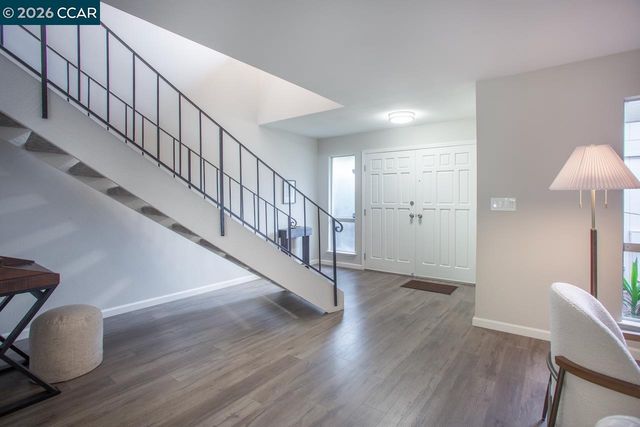 2257 Gladwin Dr, Walnut Creek, CA 94596