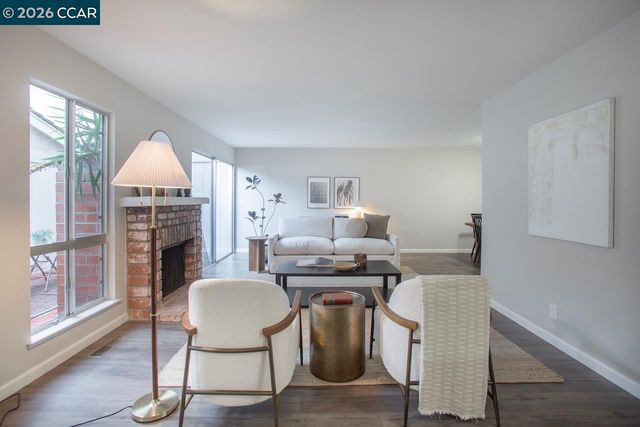 2257 Gladwin Dr, Walnut Creek, CA 94596